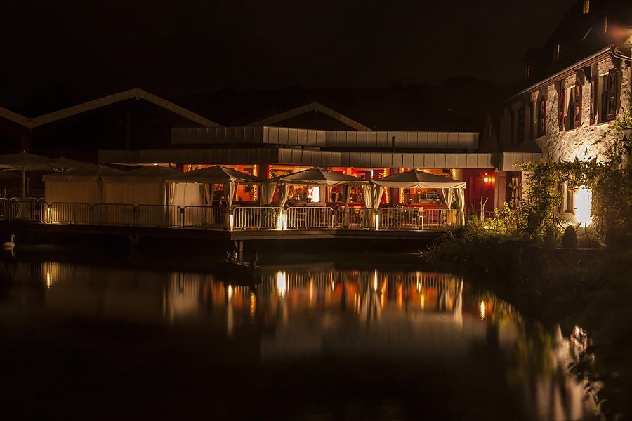 Malteser Komturei Hotel / Restaurant Bergisch Gladbach Bagian luar foto